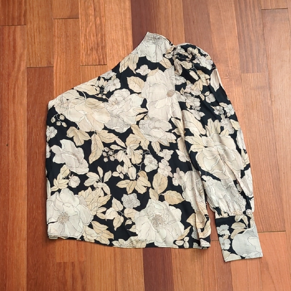 Mango Floral One Shoulder Blouse Size 6 Black European Summer Lightweight Top - Picture 3 of 6